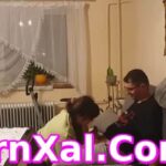 (Follada Casera Amateur) en el Sofá del Salón